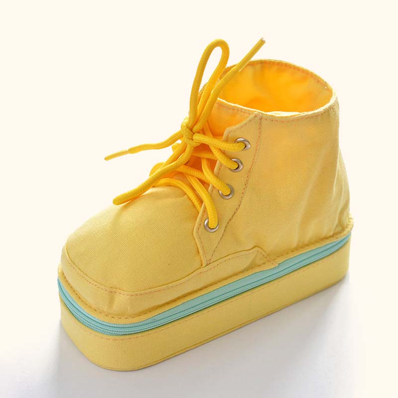 🖊️ Shoe Pen Holder