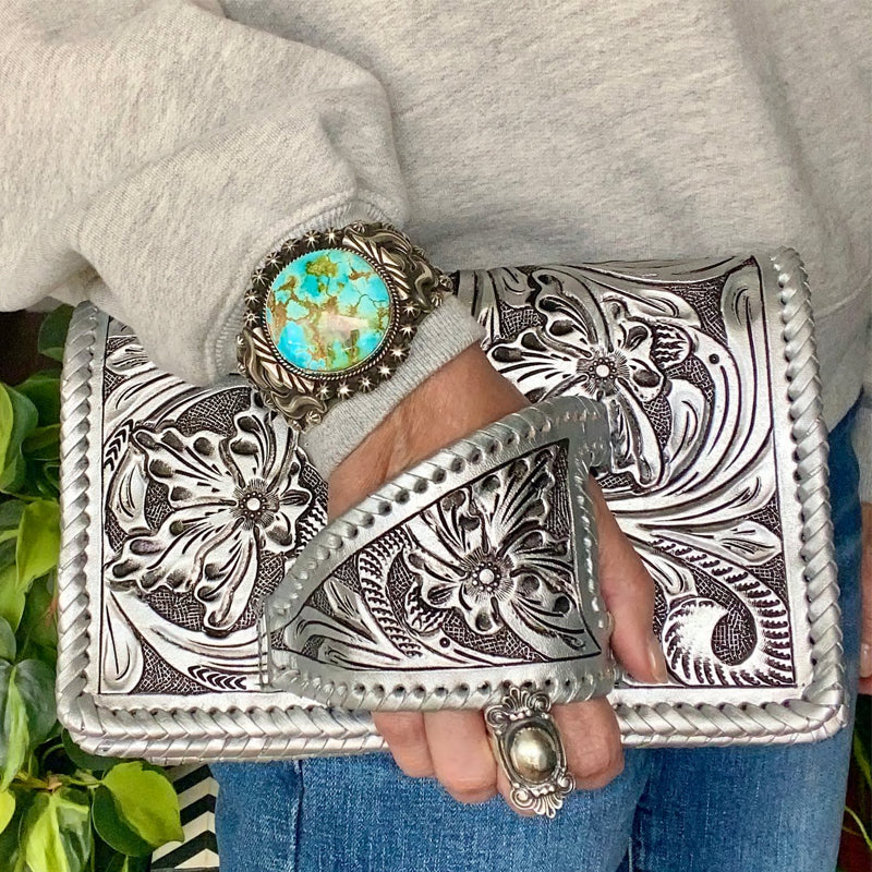 🤠 "Silver Flower Dance" Western-Style Clutch