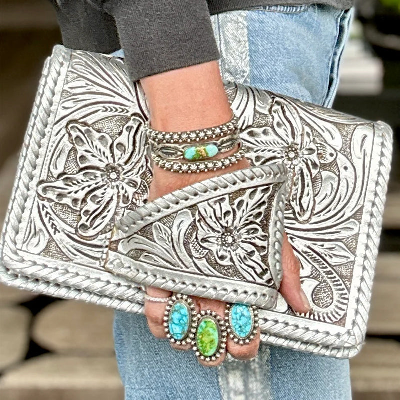 🤠 "Silver Flower Dance" Western-Style Clutch